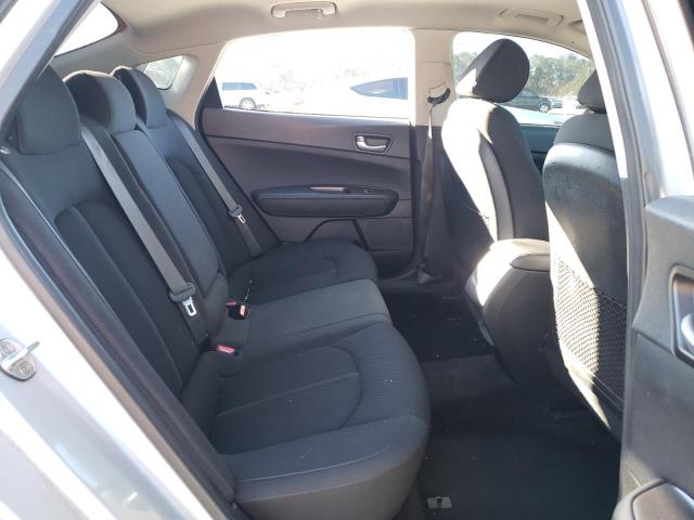 5XXGT4L38KG318839 KIA Optima