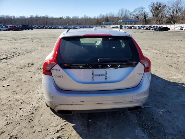 2015 VOLVO V60 PREMIE YV140MEK9F1231835