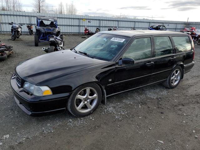 Salvage cars for sale from Copart Arlington, WA: 2000 Volvo V70 R