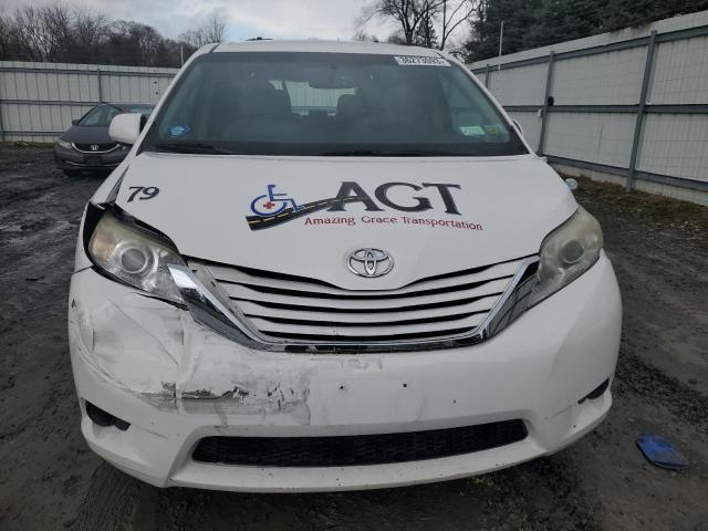 2015 TOYOTA SIENNA LE - 5TDKK3DC8FS551890