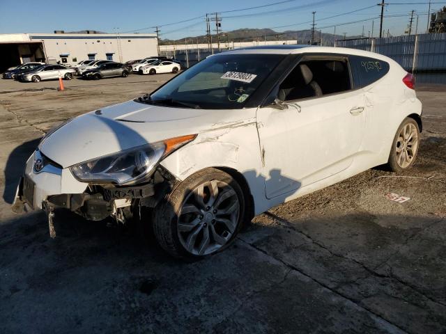 Salvage cars for sale from Copart Sun Valley, CA: 2013 Hyundai Veloster