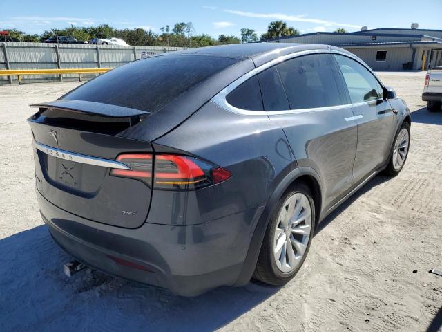 5YJXCAE28HF077704 Tesla MODEL X