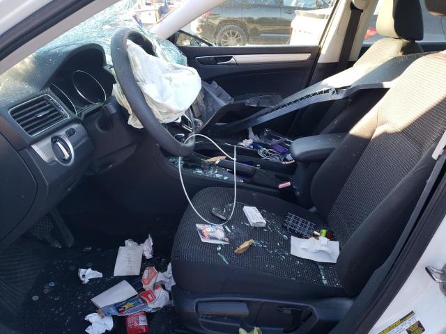 2016 VOLKSWAGEN PASSAT S - 1VWAT7A37GC016327