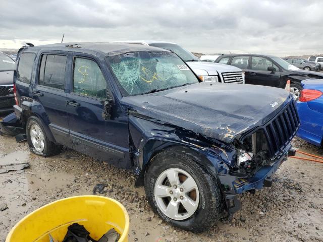 1C4PJMAK5CW203308 Jeep Liberty Sport