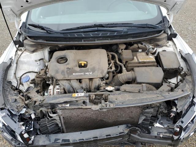 3KPFK4A71JE242666 KIA FORTE LX