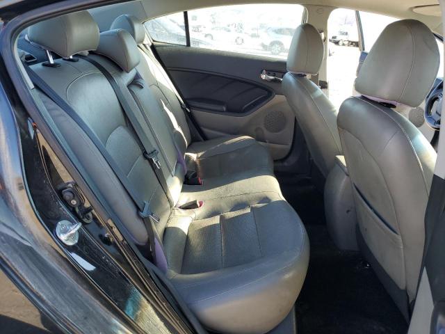 KNAFZ4A83E5057571 KIA FORTE EX