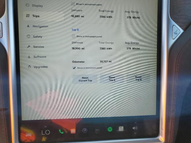 5YJXCAE28HF077704 Tesla MODEL X