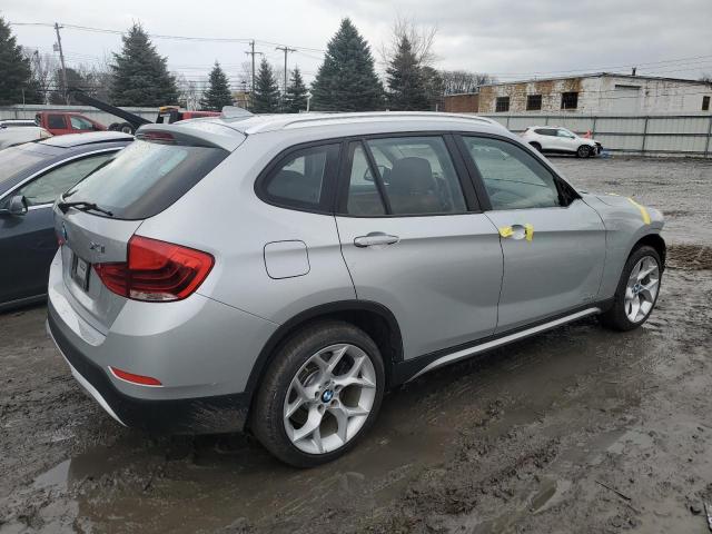 2015 BMW X1 XDRIVE3 WBAVM5C57FVV94528