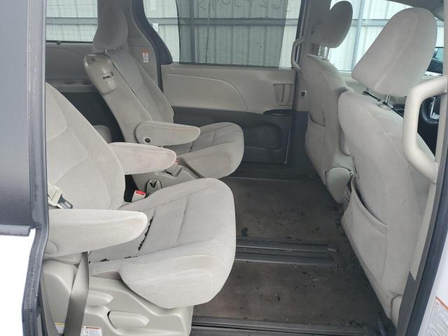 2015 TOYOTA SIENNA LE - 5TDKK3DC8FS551890