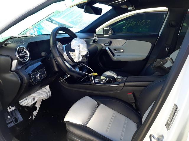 WDD3G4EB6KW032029 Mercedes-Benz A 220