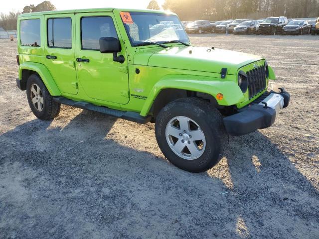 1C4BJWEG3CL232982 Jeep Wrangler Unlimited Sahara