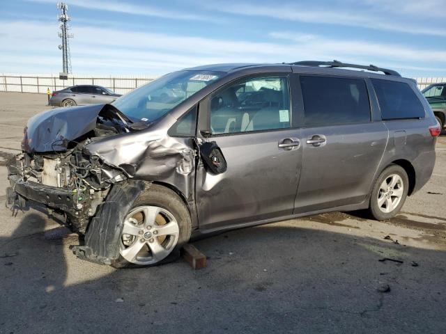 2020 Toyota Sienna LE