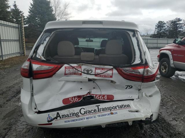 2015 TOYOTA SIENNA LE - 5TDKK3DC8FS551890