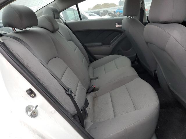 3KPFK4A71JE242666 KIA FORTE LX