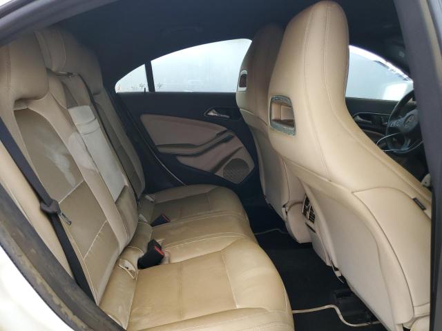 2018 MERCEDES-BENZ CLA 250 - WDDSJ4EB6JN588164