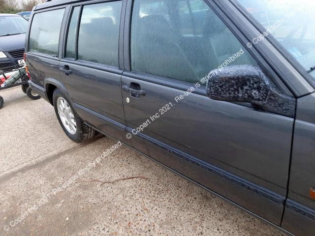 YV1945853P1084749 Volvo 940