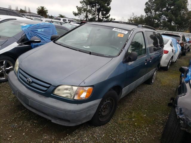 2002 Toyota Sienna CE