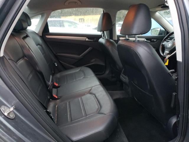 2015 VOLKSWAGEN PASSAT S - 1VWAT7A3XFC111687