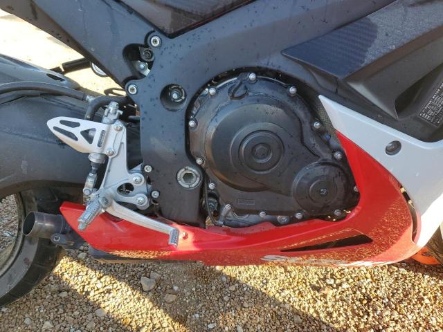 2011 SUZUKI GSX750 - JS1GR7MA0B2100598