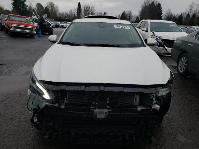 1N4BL4DW2KN302245 Nissan ALTIMA SV