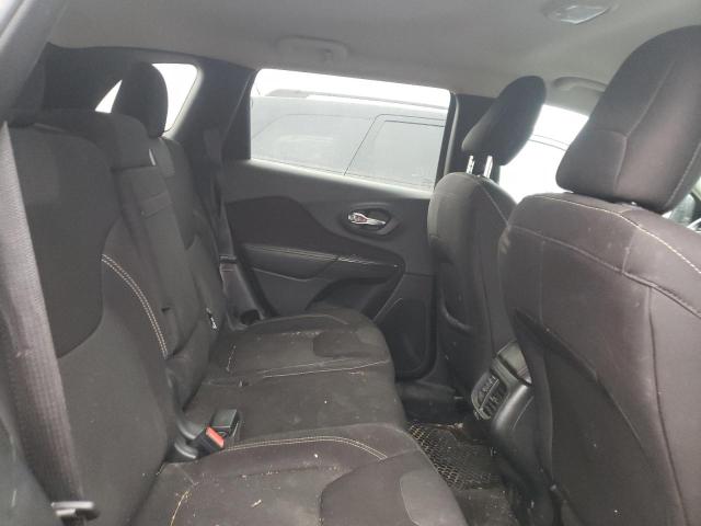 1C4PJMCS9FW604703 Jeep Cherokee Latitude