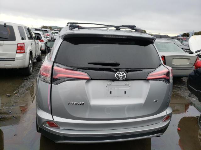 2018 TOYOTA RAV4 SE - JTMNFREVXJJ202840