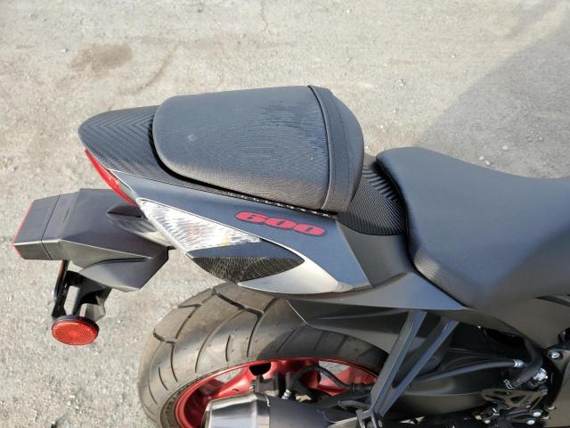 2017 SUZUKI GSX-R600 - JS1GN7FA4H2101545