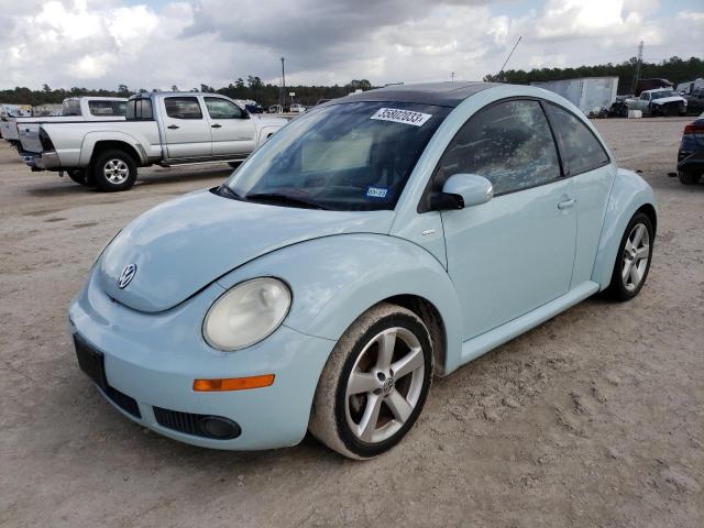 Volkswagen New Beetle 2010