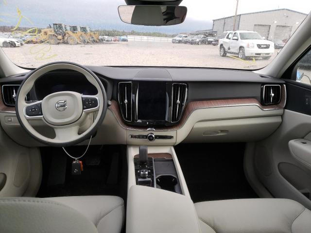 YV4L12RKXN1087849 Volvo Xc60 B5 Momentum