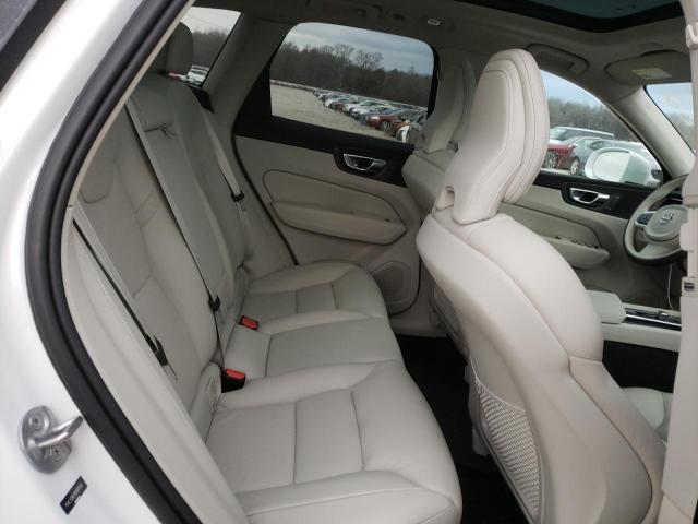 YV4L12RKXN1087849 Volvo Xc60 B5 Momentum