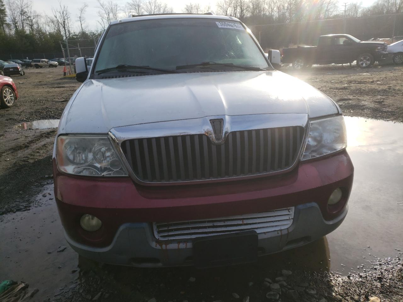 5LMFU27R34LJ33685 2004 Lincoln Navigator