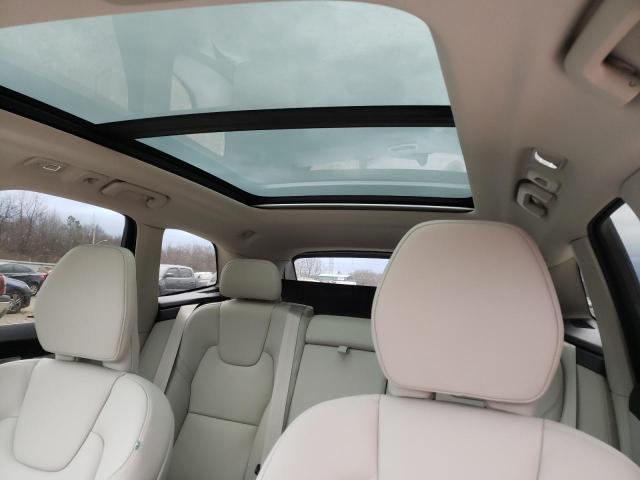 YV4L12RKXN1087849 Volvo Xc60 B5 Momentum