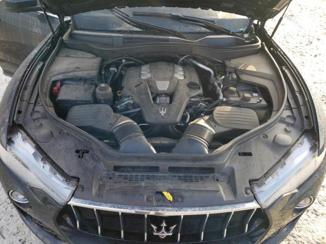  MASERATI LEVANTE LU 2017 Чорний