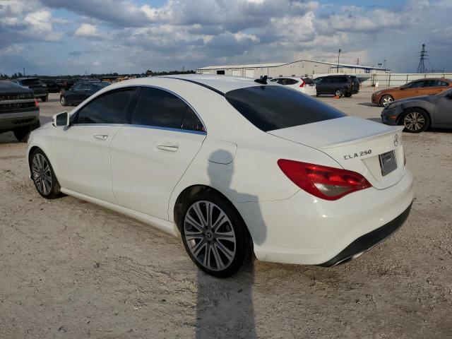 2018 MERCEDES-BENZ CLA 250 - WDDSJ4EB6JN588164