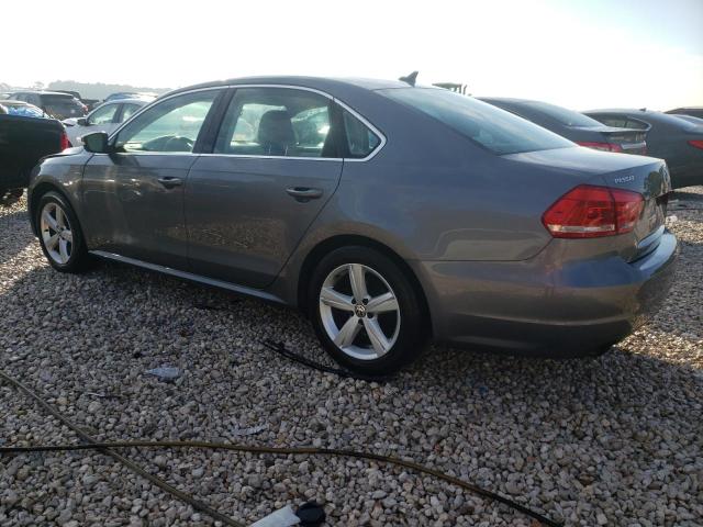 2015 VOLKSWAGEN PASSAT S - 1VWAT7A3XFC111687