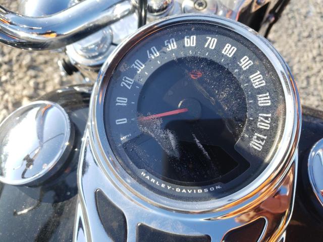 2020 HARLEY-DAVIDSON FLHC 1HD1YAJ18LB017047