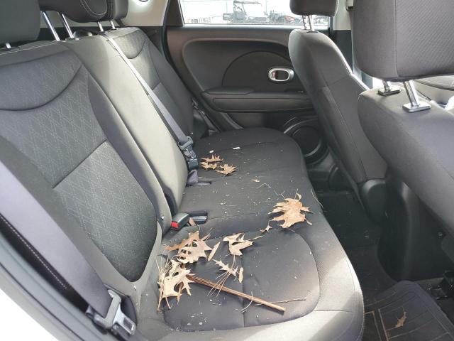 KNDJN2A26J7582924 KIA Soul
