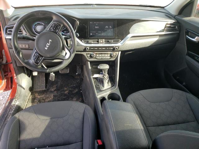 KNDCB3LC2N5537381 KIA NIRO LX