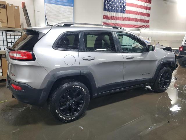 1C4PJMBB0HW545903 Jeep Cherokee Trailhawk