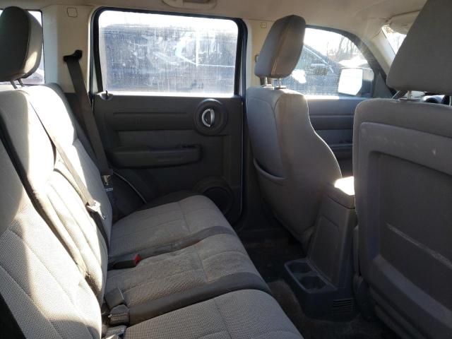 1D8GU28KX8W167240 Dodge NITRO SXT