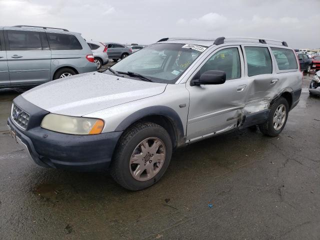 2005 Volvo XC70 