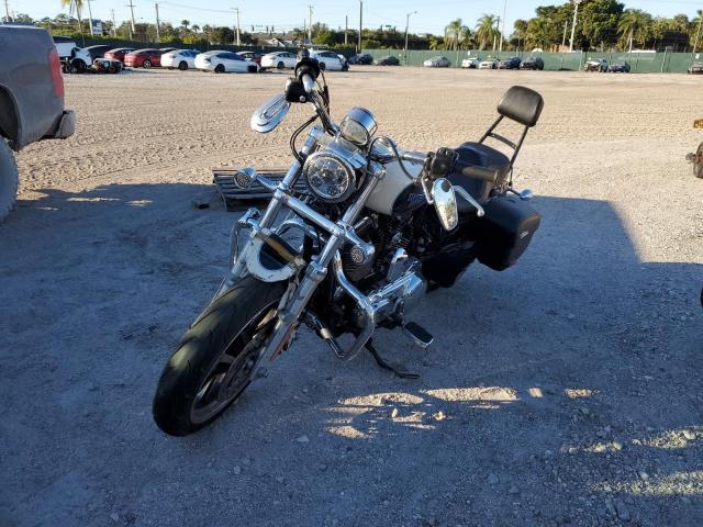 2014 HARLEY-DAVIDSON XL1200 T - 1HD1LL329EC427577