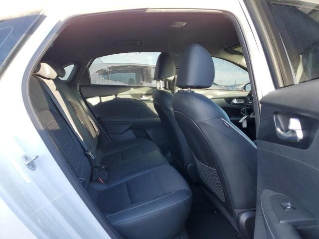 3KPF34AD9ME354767 KIA Forte Gt Line
