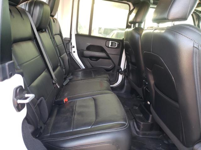 1C4HJXEN8KW618972 Jeep Wrangler Unlimited Sahara