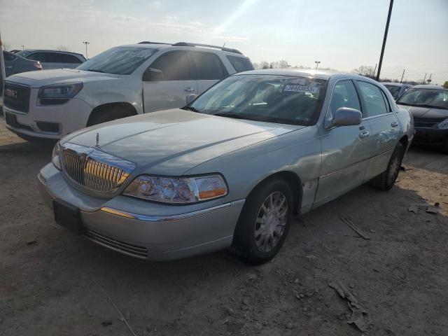 2007 Lincoln Town Car Signature