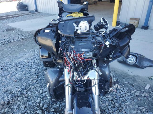 2022 HARLEY-DAVIDSON FLHTCUTG 1HD1MAF12NB851211