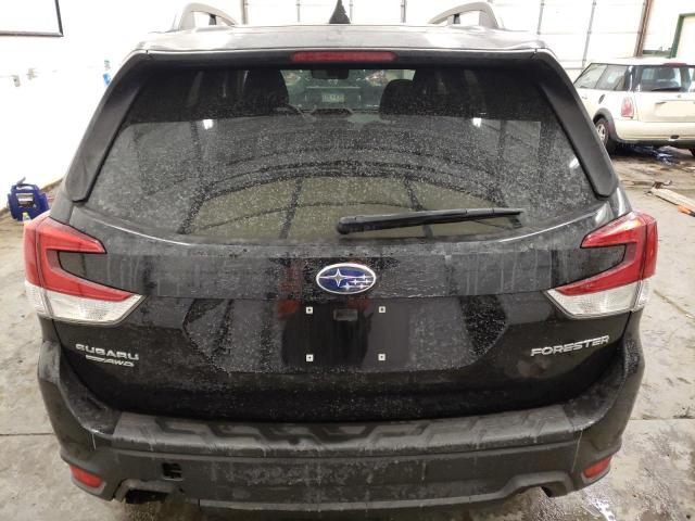 JF2SKAEC2KH451674 Subaru Forester Premium