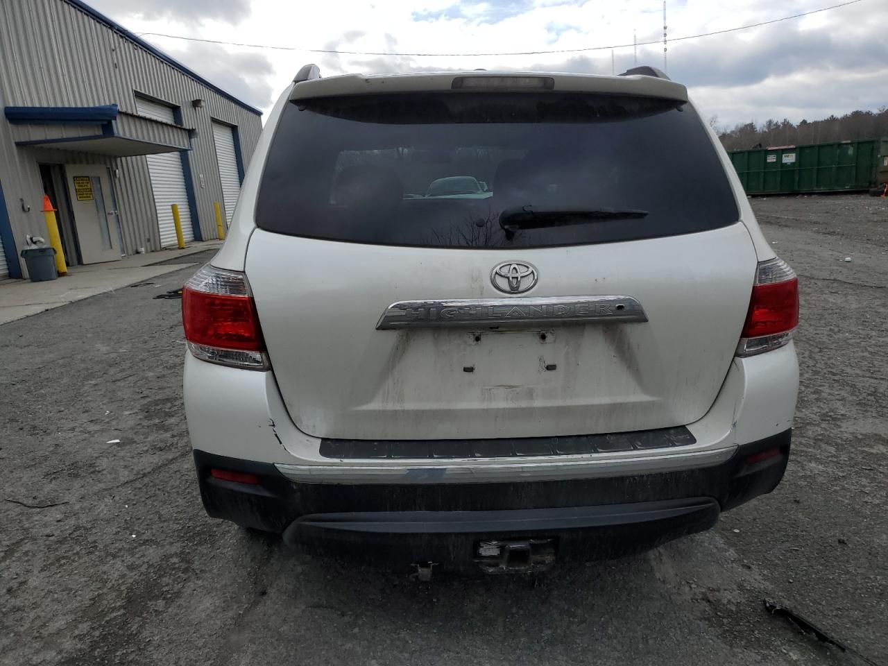 2011 Toyota Highlander Base VIN: 5TDZA3EH2BS012171 Lot: 36656033