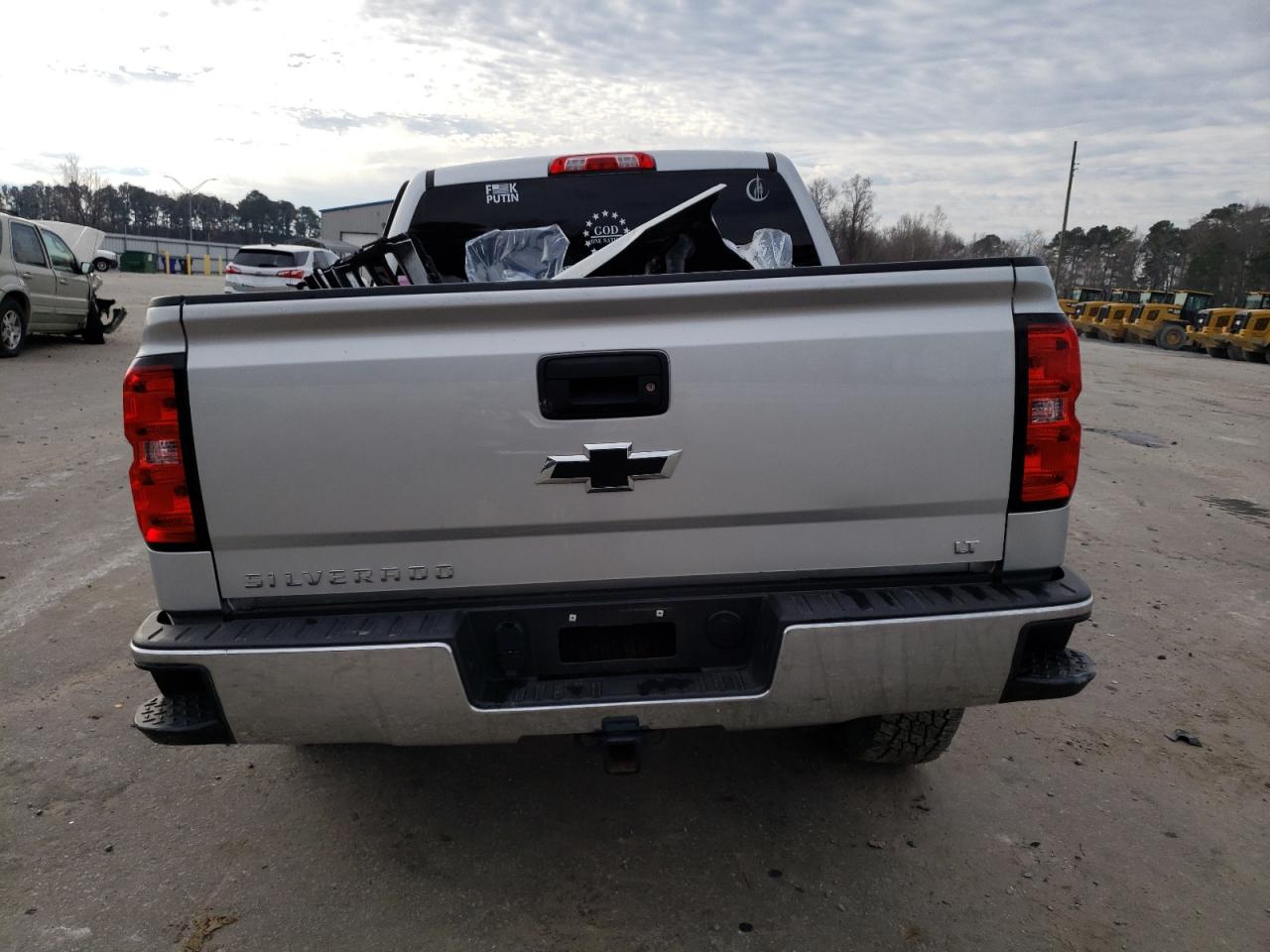 3GCUKREC3FG529546 2015 Chevrolet Silverado K1500 Lt