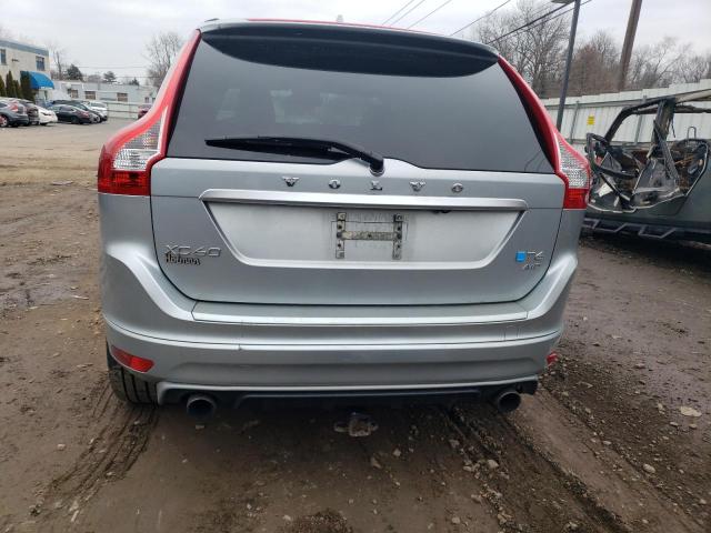 2015 VOLVO XC60 T6 R- - YV4902RG4F2561847